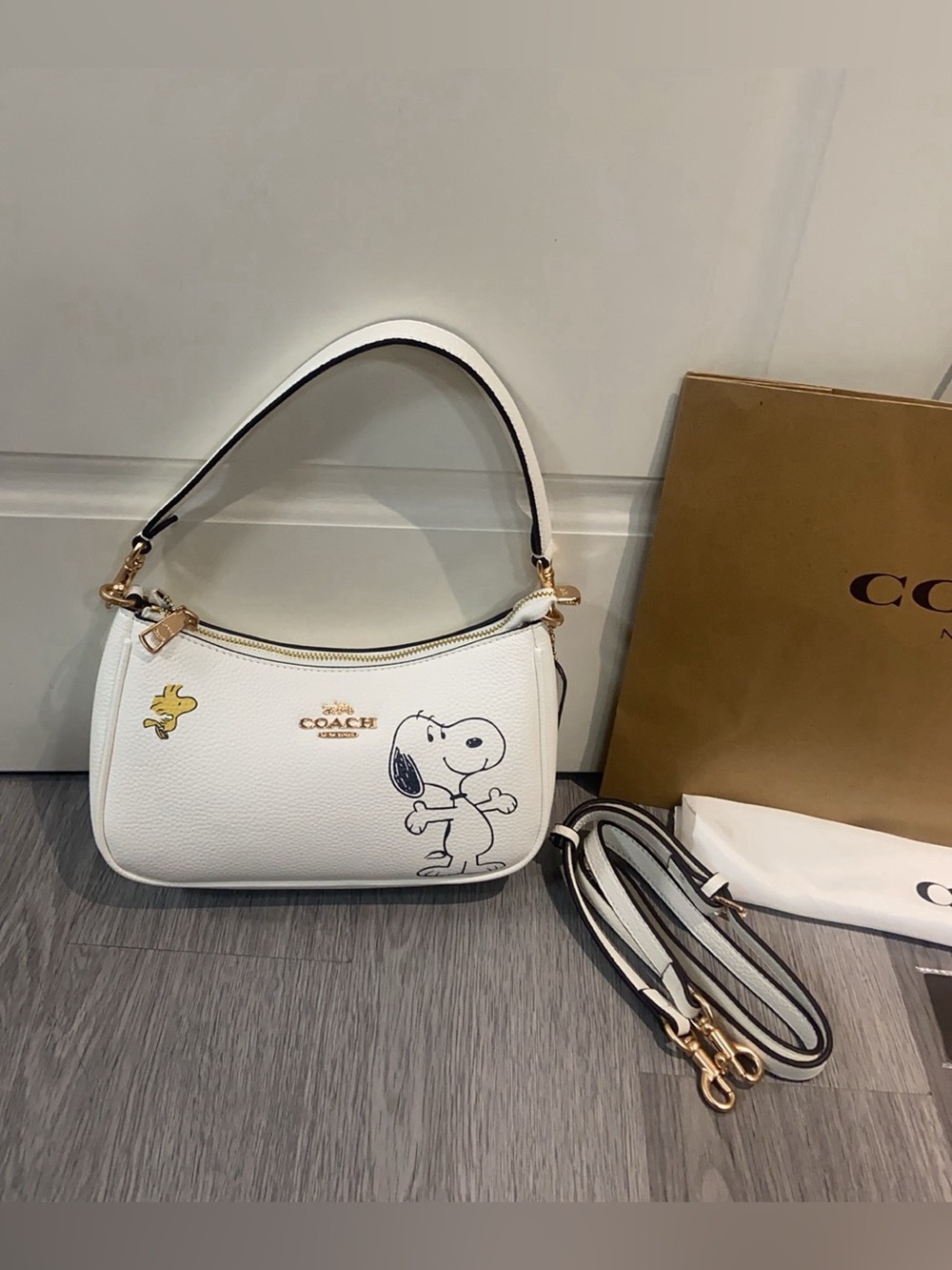Coach x Peanuts Snoopy White Leather Hobo Shoulder Crossbody Bag